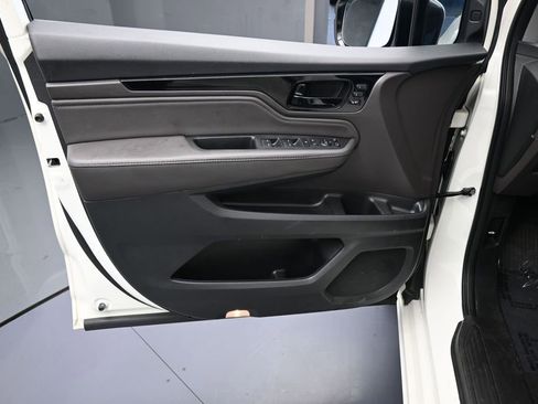 Used 2019 Honda Odyssey Elite image 13