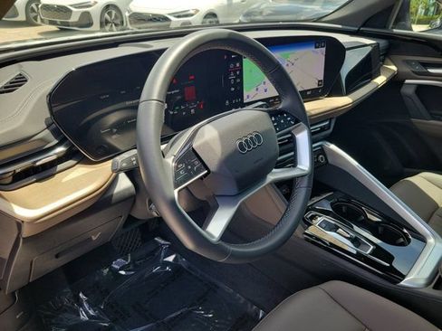 Certified 2025 Audi Q5 Premium w/ Convenience Package AWD/4WD image 15