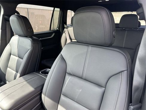 New 2025 GMC Acadia Elevation w/ Black Edition image 22