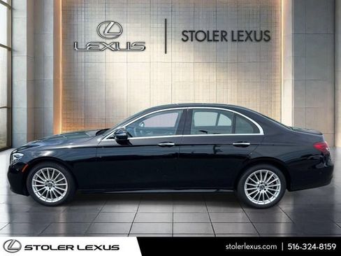 Used 2023 Mercedes-Benz E 350 4MATIC Sedan image 4