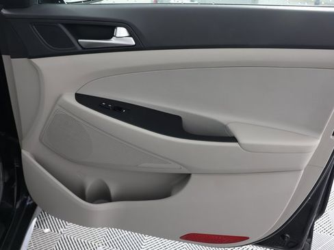 Used 2020 Hyundai Tucson SEL image 28