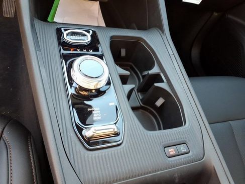 New 2026 Jeep Cherokee Laredo image 12