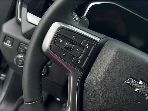 New 2026 Chevrolet Silverado 1500 RST w/ Redline Edition AWD/4WD image 7