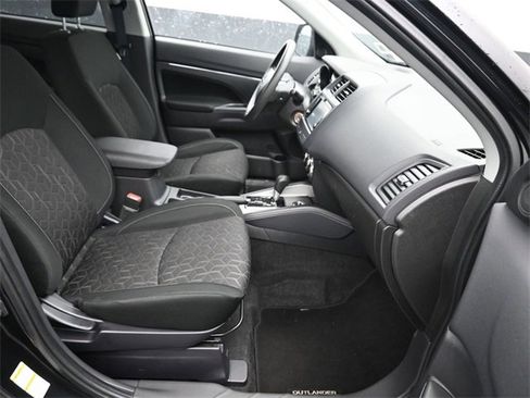 Used 2024 Mitsubishi Outlander Sport ES image 8