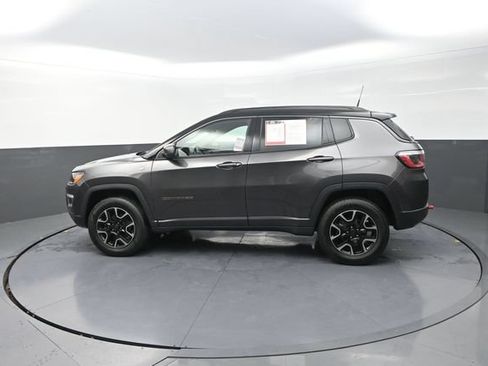 Used 2019 Jeep Compass Trailhawk AWD/4WD image 49