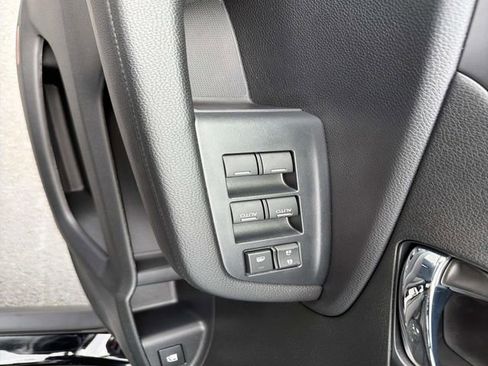 Used 2022 Honda Pilot Sport image 17