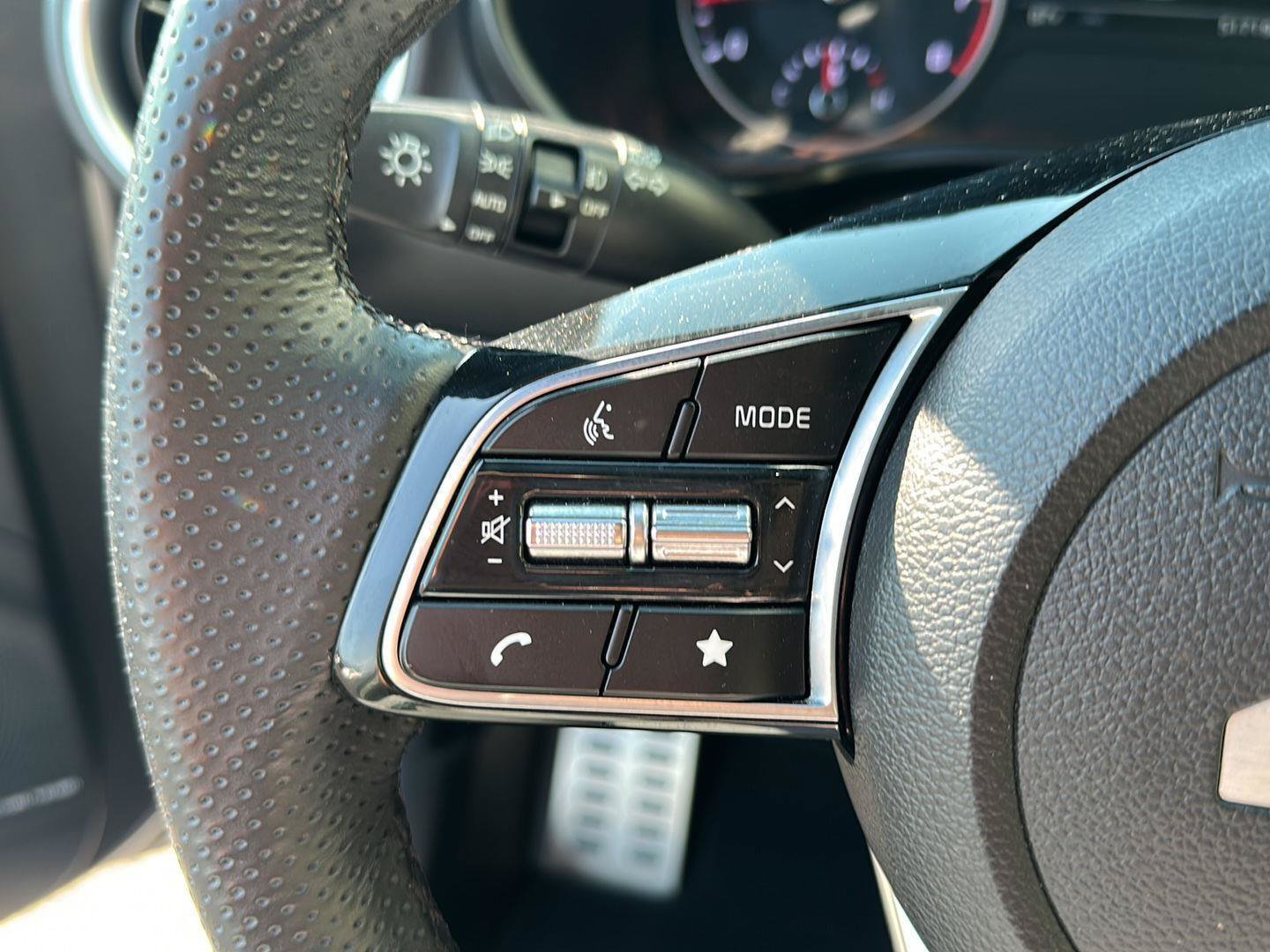 Used 2022 Kia Forte GT-Line w/ GT-Line Premium Package FWD image 12