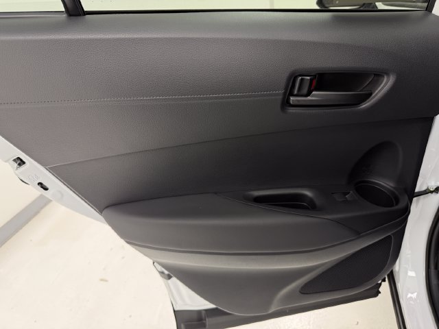 New 2026 Toyota Corolla Cross LE w/ Moonroof Package FWD image 35