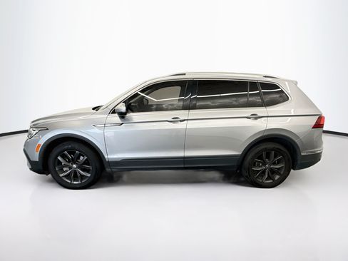 Used 2024 Volkswagen Tiguan SE FWD image 4