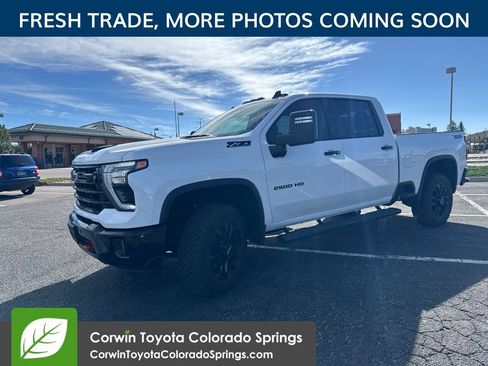 Used 2026 Chevrolet Silverado 2500 LT w/ Trail Boss Package AWD/4WD image 6