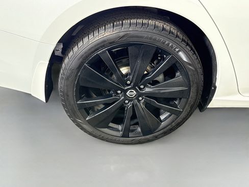 Used 2022 Nissan Altima 2.5 SR w/ Midnight Edition Package AWD/4WD image 33