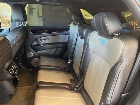 Used 2020 Bentley Bentayga image 10