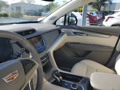 Used 2023 Cadillac XT5 Premium Luxury w/ LPO, Floor Liner Package FWD image 23