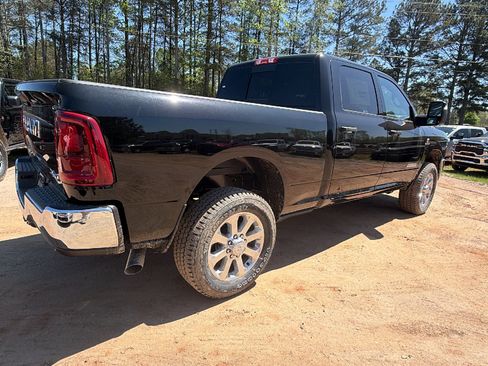 New 2026 RAM 3500 Big Horn AWD/4WD image 8