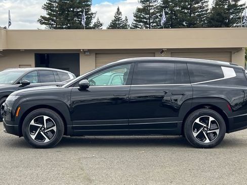 Certified 2026 Hyundai Ioniq 9 S image 10