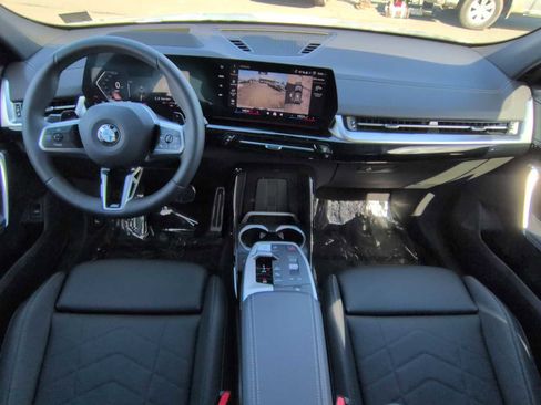 Used 2026 BMW X2 xDrive28i image 16