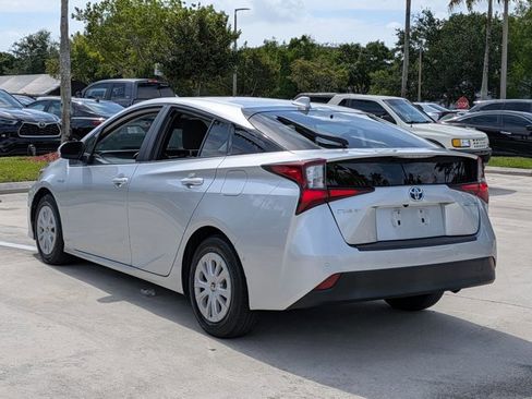 Used 2022 Toyota Prius LE image 7