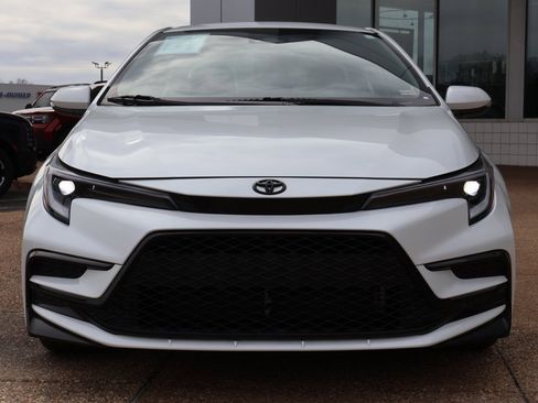 Used 2025 Toyota Corolla XSE image 8