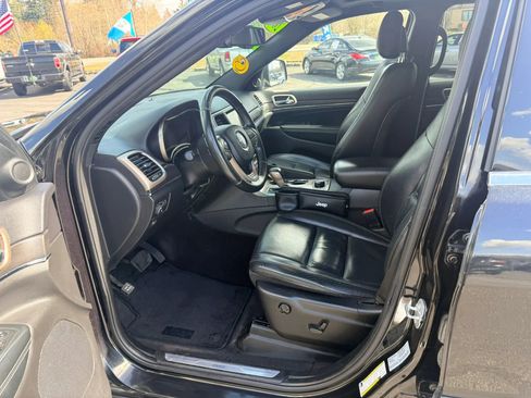 Used 2016 Jeep Grand Cherokee Limited image 10