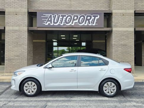 Used 2018 Kia Rio S FWD image 5