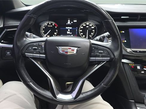 Used 2020 Cadillac XT6 Sport image 19