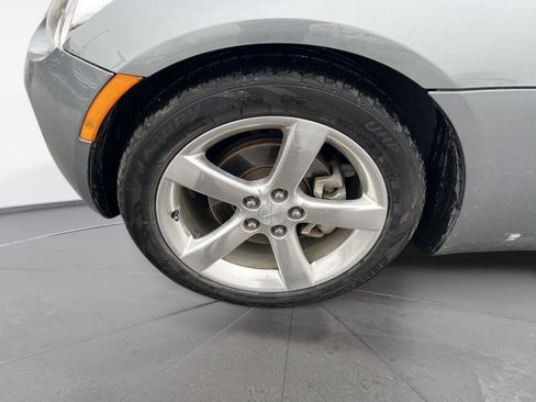 Used 2006 Pontiac Solstice Convertible w/ Premium Package image 11