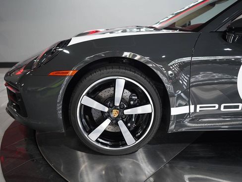 Used 2021 Porsche 911 Targa 4S Heritage Design AWD/4WD image 13