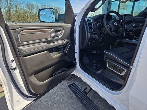 New 2026 RAM 1500 Laramie w/ Laramie Preferred Package AWD/4WD image 36