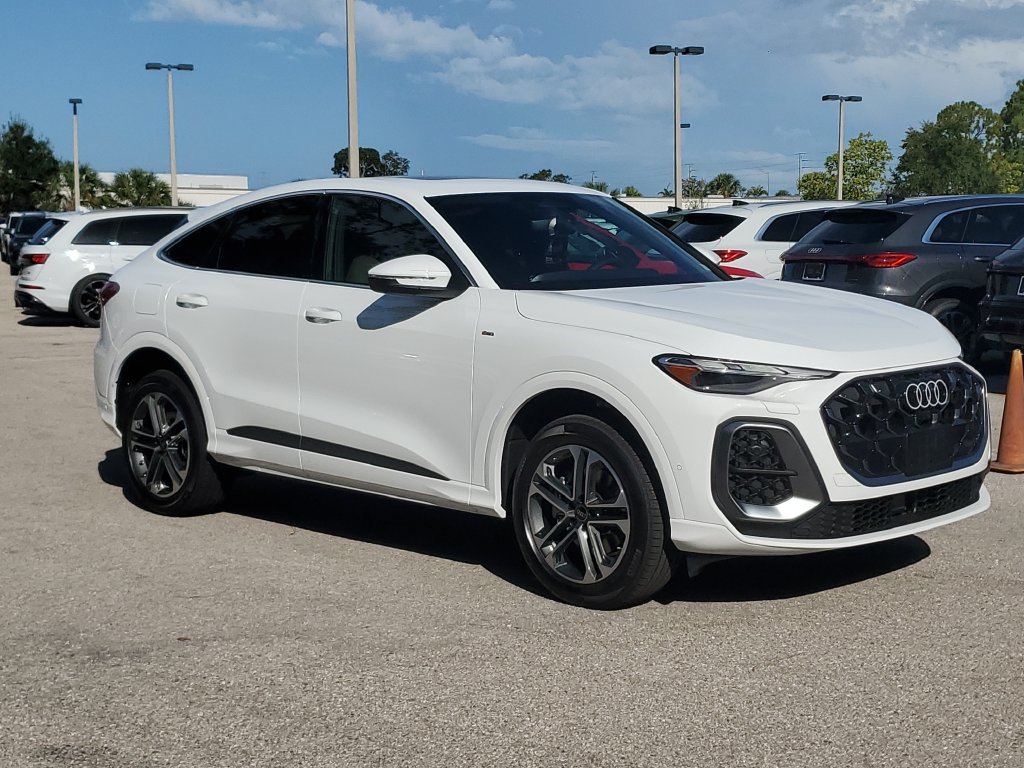 New 2026 Audi Q5 Premium AWD/4WD image 2