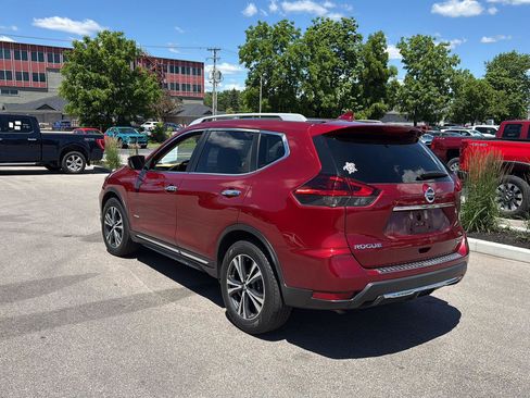 Used 2018 Nissan Rogue SL FWD image 5