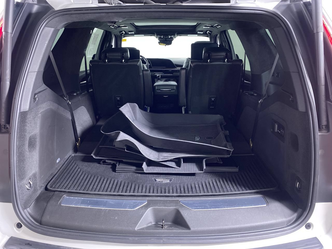 Certified 2022 Cadillac Escalade Sport Platinum AWD/4WD image 16