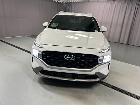 Used 2023 Hyundai Santa Fe SEL FWD image 2