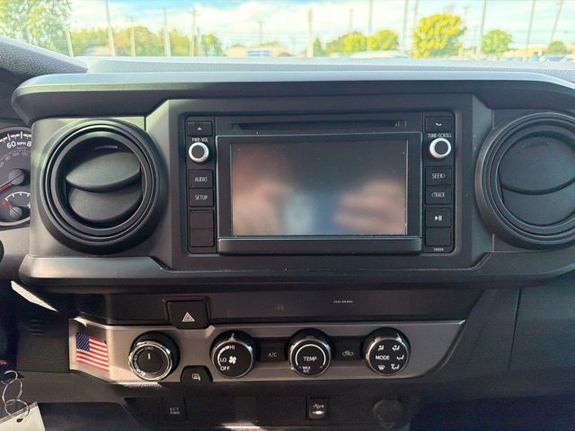 Certified 2019 Toyota Tacoma SR w/ SR Convenience Package AWD/4WD image 19