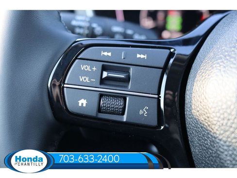 New 2025 Honda Pilot Touring image 10