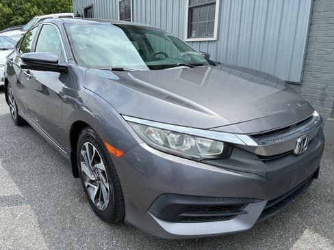 Used 2017 Honda Civic EX image 3