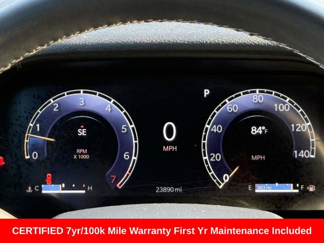 Used 2025 Jeep Grand Cherokee Altitude AWD/4WD image 15