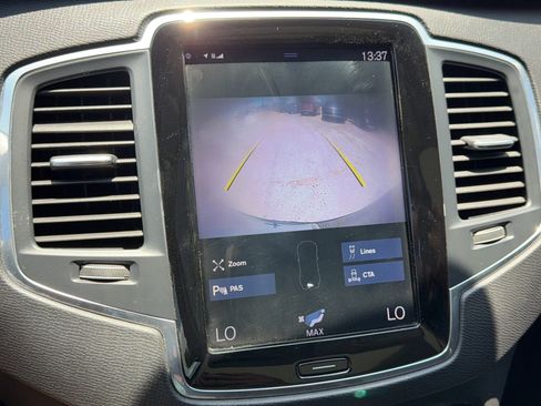 Used 2019 Volvo XC90 T5 Momentum FWD image 24