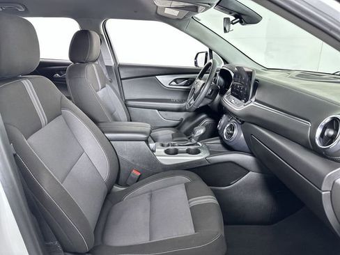 Used 2025 Chevrolet Blazer LT FWD image 29