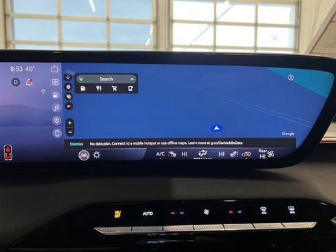 Used 2025 Buick Enclave Preferred image 28