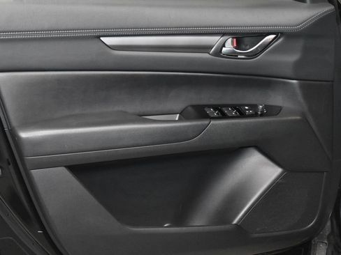 Used 2025 MAZDA CX-5 AWD 2.5 S w/ Preferred Package image 4