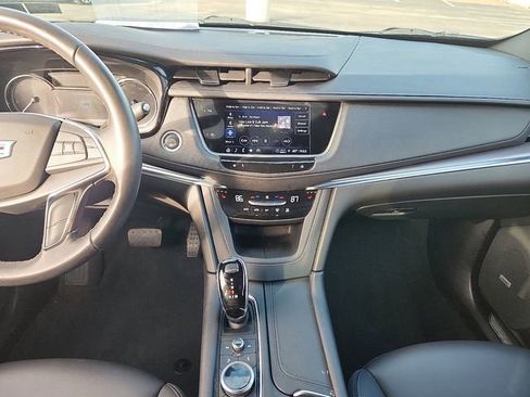 Used 2023 Cadillac XT5 Luxury image 19