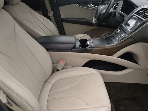 Used 2017 Lincoln MKX Reserve FWD image 21