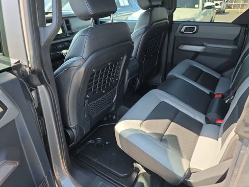 Used 2023 Ford Bronco Black Diamond AWD/4WD image 30