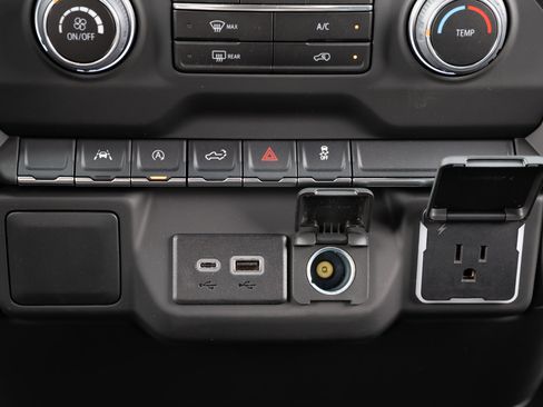 Used 2025 Chevrolet Silverado 1500 Custom w/ Rally Edition image 29