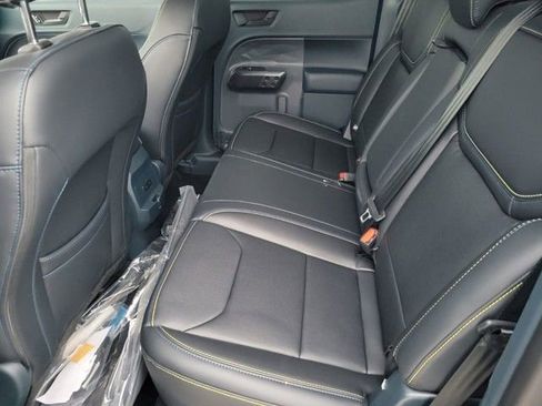 New 2026 Ford Maverick Lobo image 8