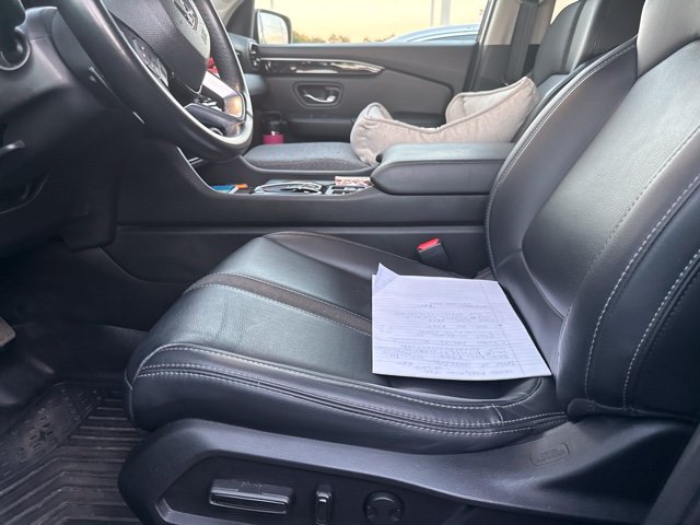 Used 2025 Honda Pilot EX-L image 6