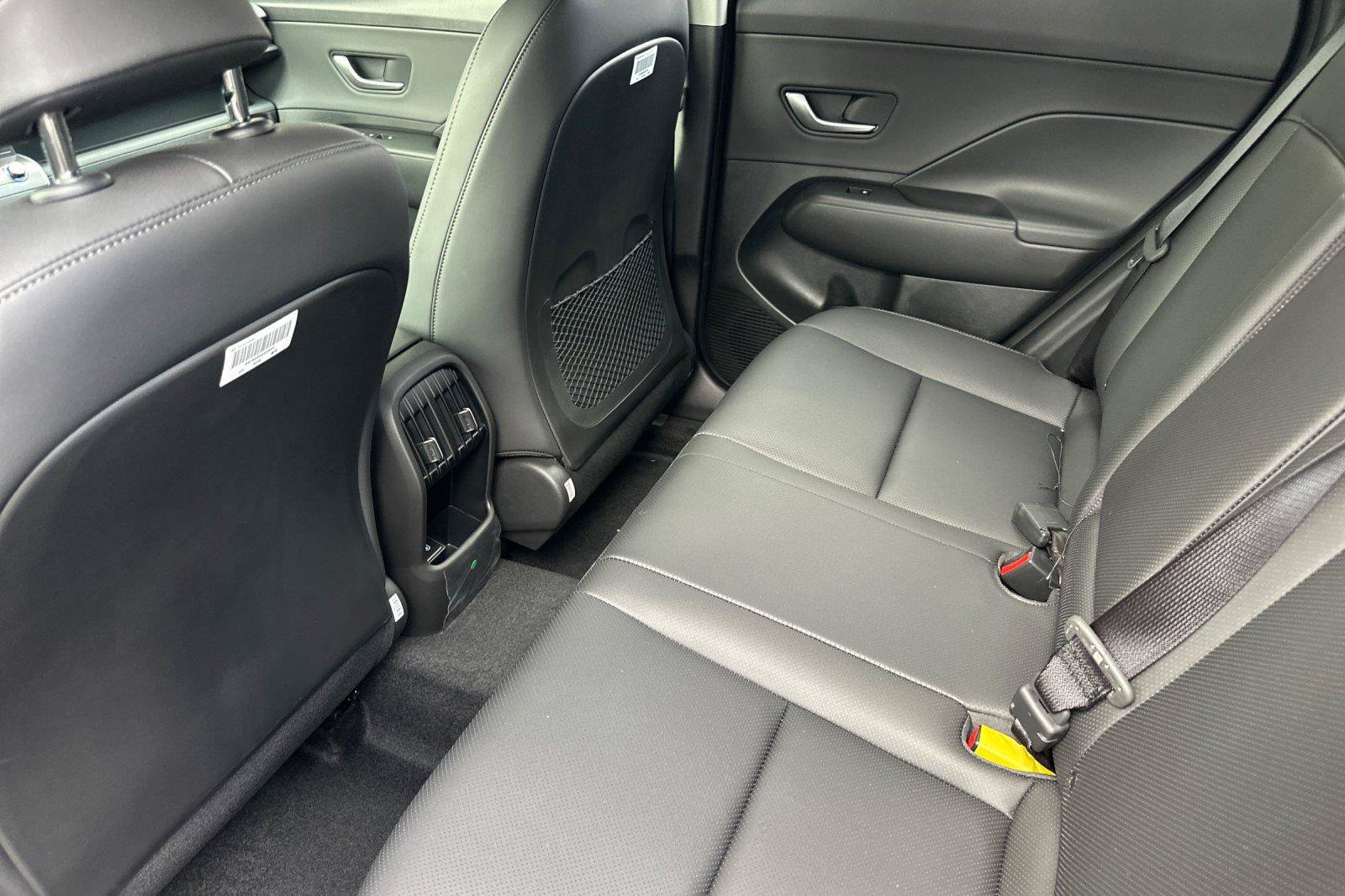 New 2026 Hyundai Kona Limited FWD image 11