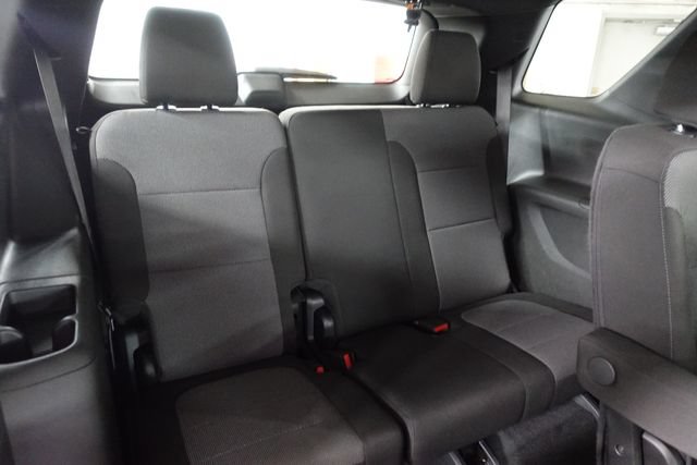 Used 2023 Chevrolet Traverse LT FWD image 26