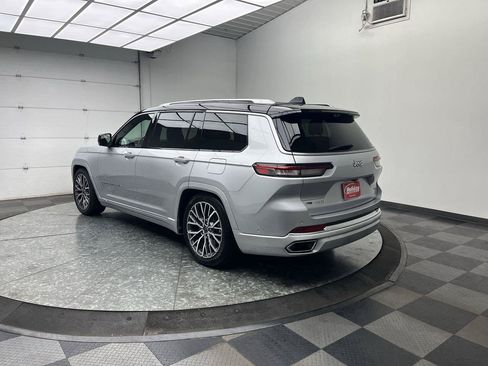 Used 2021 Jeep Grand Cherokee L Summit AWD/4WD image 2