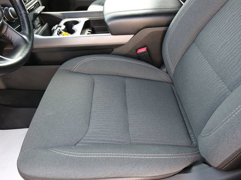 Used 2022 RAM 1500 Big Horn AWD/4WD image 24